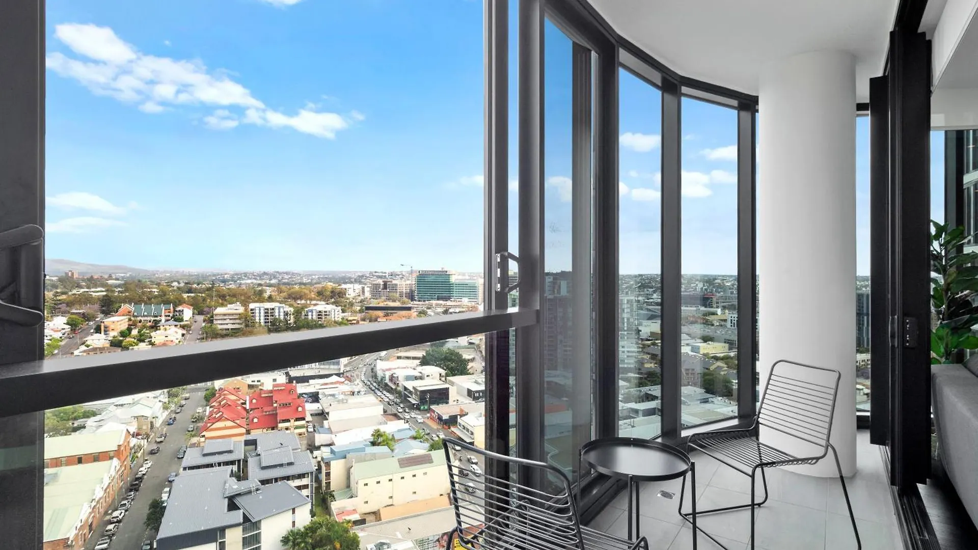 Mountain Views And Infinity Pool Overlooking City! Brisbane 0*,  Australien